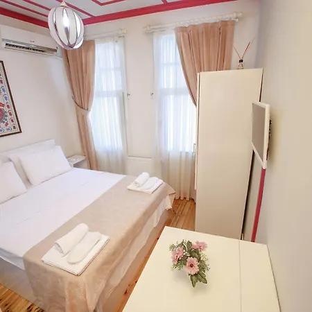 Lale Ortakoey Istambul