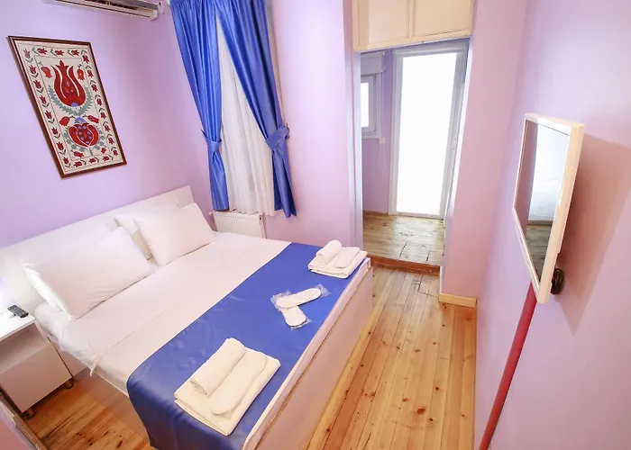 Lale Ortakoey Hotel 3*